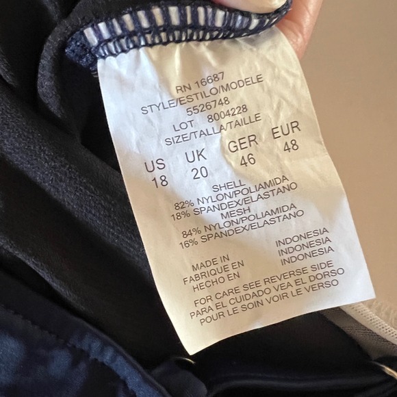 Swim Solutions High Neck Insert Mio One Piece Navy Paisley Swimsuit 18 NEW - Picture 10 of 10